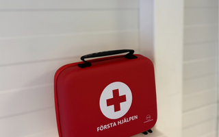 Din guide till det bästa Första Hjälpen-kitet för hem och arbete